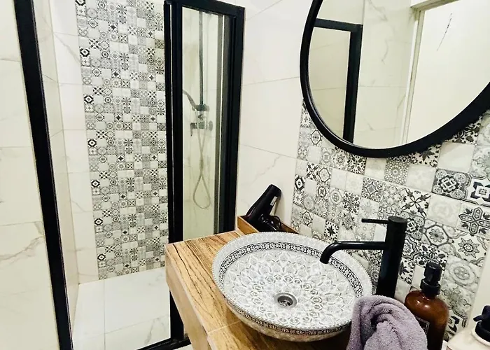 New Luxury Style In شقة براغ